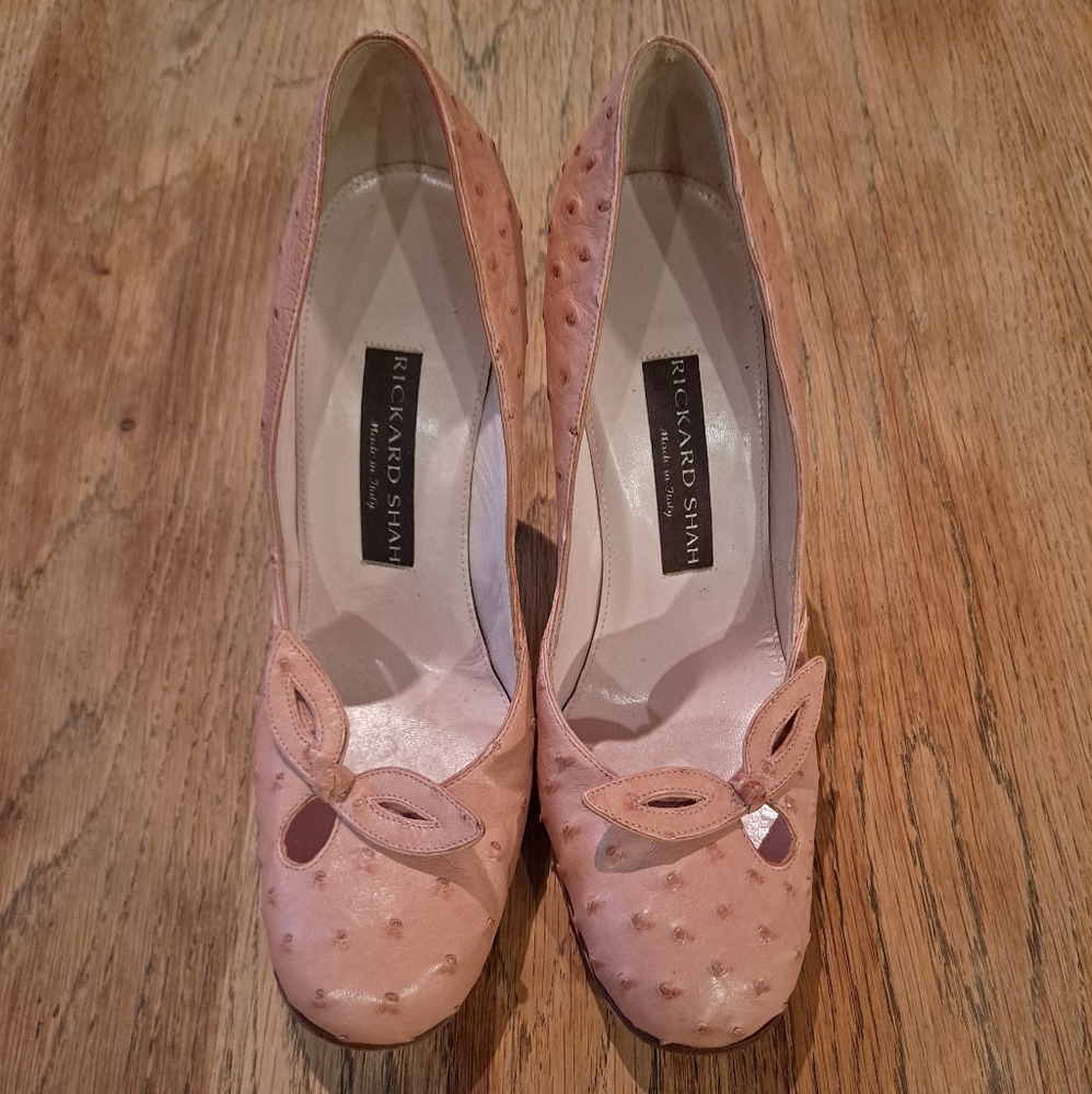 Ostrich women's heels shoes size 8 1/2 medium